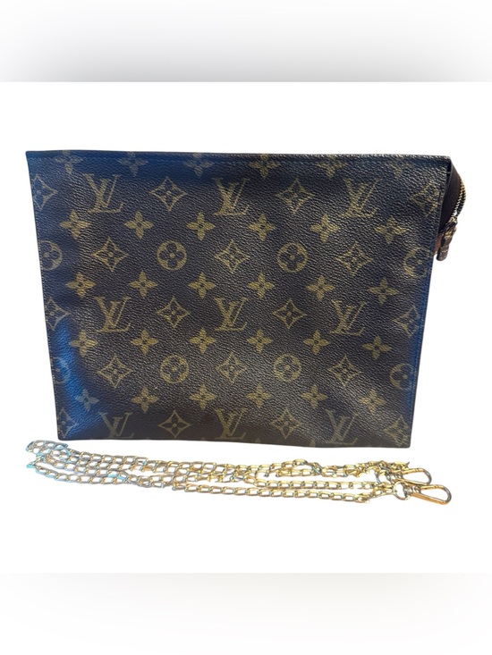 Louis Vuitton Handbags - Louis Vuitton Monogram Toiletry Pouch 26 Clutch with Gold Tone Chain